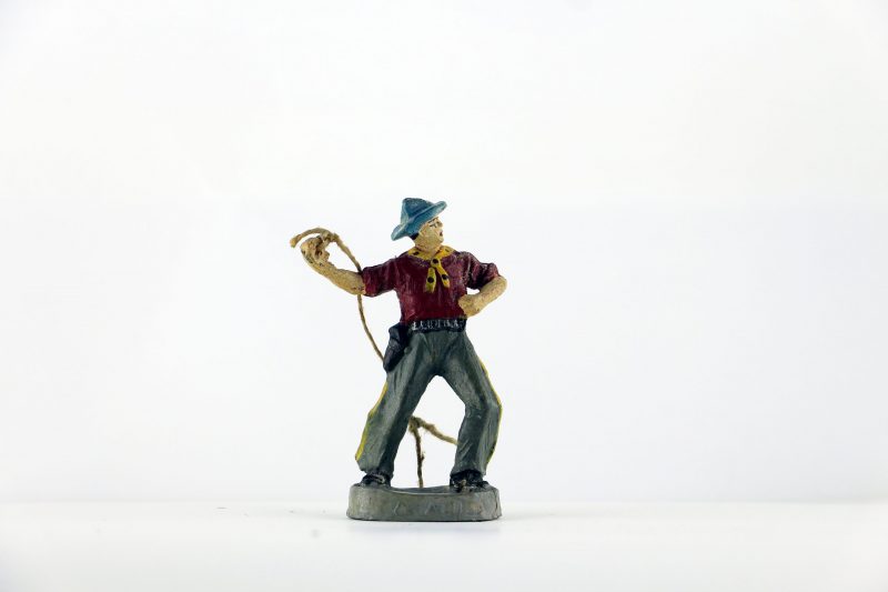 Figurine En Composition Cowboy Lassos Western Etats Unis Plaine