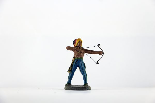 Figurine En Composition Indien Plume Western Etats Unis Plaine
