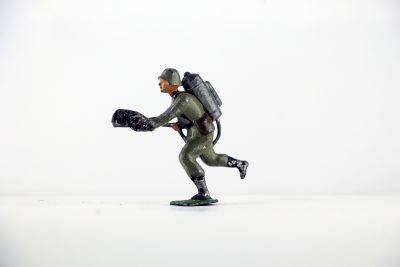 Figurine Plomb Creux Allemagne 1914/1918 Lance Flamme Tranchée Flammenwerfer