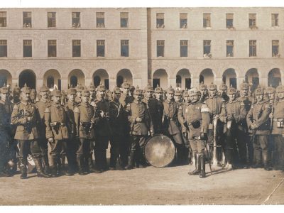 Photo Carte Postale - Soldats Allemands - Uniforme - Casque à Pointe - Front - Musique Fanfare - 125 Régiment - Stuttgart