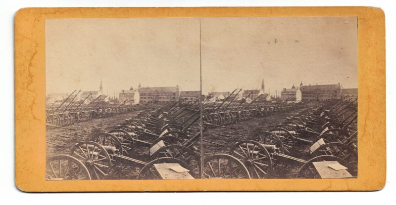 Photo Stéréoscopique - Uniforme - Second Empire - Sedan - Bataille - Cannons pris par l'ennemie - Guerre 1870 - Capitulation