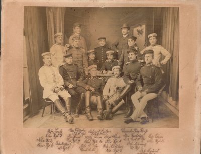 Photo de Garnison - Uniforme - Cuirassier Allemand - Hussards - Lancier - Conscription - Prusse - Allemagne -