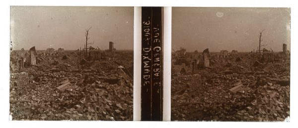 Photo Plaque Stéréo - Guerre 14/18 - Conflit - Tranchée - Vue Stéréoscopique - Poilu - Uniforme - Document actualité - 029