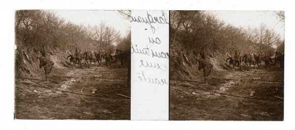 Photo Plaque Stéréo - Guerre 14/18 - Conflit - Tranchée - Vue Stéréoscopique - Poilu - Uniforme - Document actualité - 032