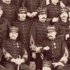 Photographie - Militaire Uniforme 1890 - Armée Française - Artillerie - Officiers - France - Drapeau - Troisième République