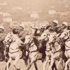 Photographie - Militaire Uniforme 1890 - Armée Française - Chasseurs D'Afrique - Defilé - France - Drapeau - Troisième République