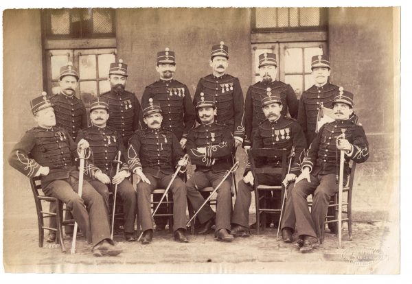 Photographie - Militaire Uniforme 1890 - Armée Française - Infanterie de Marine - Soldats - France - Officiers - Troisième République
