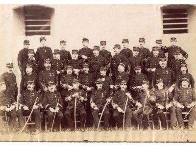 Photographie - Militaire Uniforme 1890 - Armée Française -Artillerie Pontonnier - Soldats - France - Officiers - Troisième République