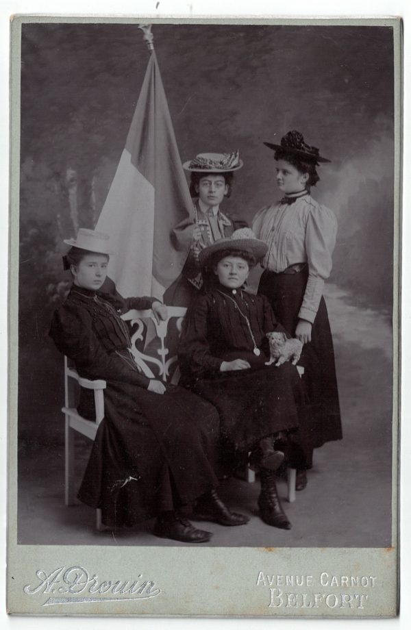 Grande CDV - Ancienne Photographie - 3eme République - Patriotisme - France - Revanche - Belfort - A.Drouin - Drapeau Français - Guerre 14/18