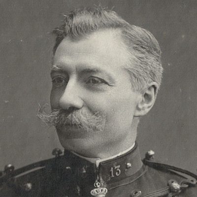 Photographie - Militaire Uniforme 1900 - Armée Française - Officier - 13 Régiment Artillerie - Officier du 13 régiment d'artillerie territorial - Médailles - Ordre du Christ -