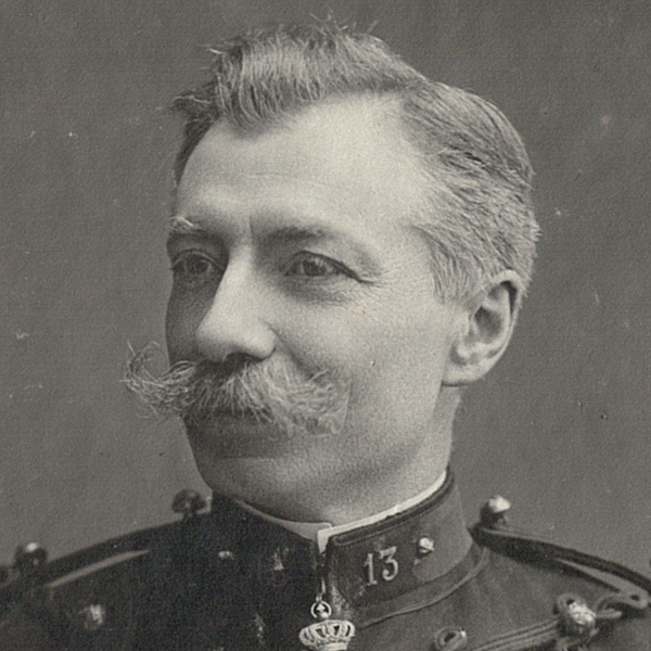 Photographie - Militaire Uniforme 1900 - Armée Française - Officier - 13 Régiment Artillerie - Officier du 13 régiment d'artillerie territorial - Médailles - Ordre du Christ -