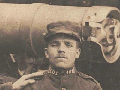 Photo Carte Postale - Uniforme - Artillerie - Siège - Guerre 14 - Tranchées - Artilleur - Canon