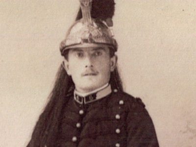 IE-CDV Soldat Français - Armée - Evreux - Sabre - Dragons - Casque - XIX - Uniforme - Dragons à cheval - 6 régiment