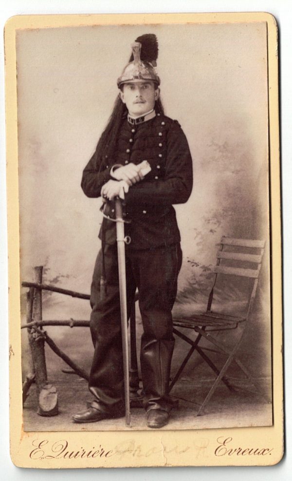 IE-CDV Soldat Français - Armée - Evreux - Sabre - Dragons - Casque - XIX - Uniforme - Dragons à cheval - 6 régiment